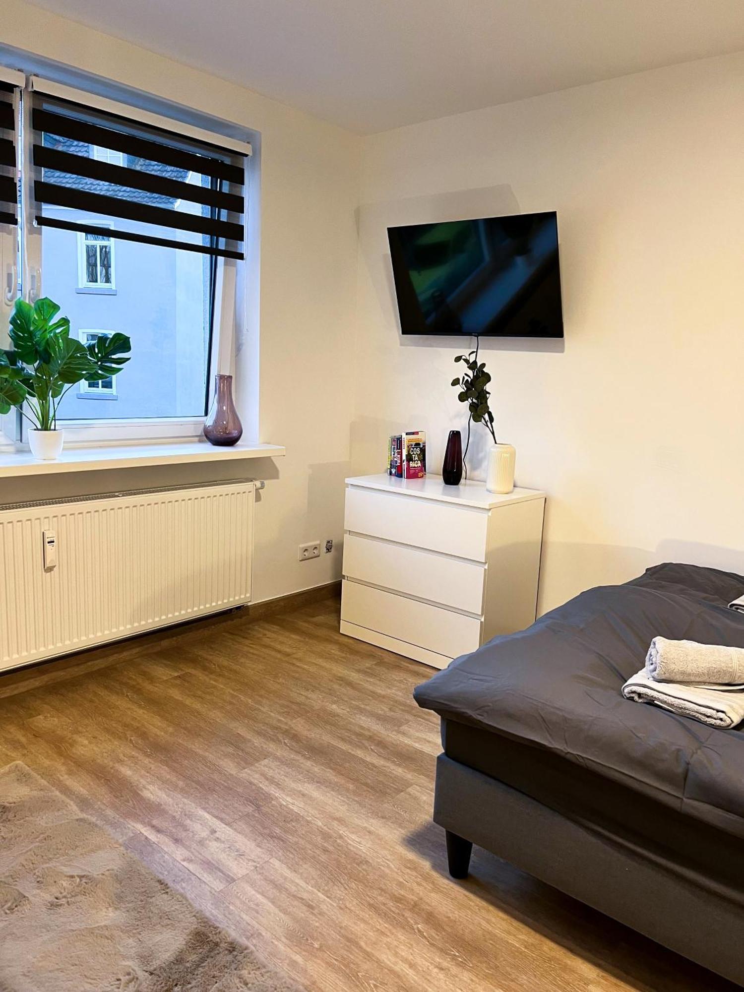 Ferienwohnung Zentrale Wohlfuehloase Mit Parkplatz Osnabrück Exterior foto